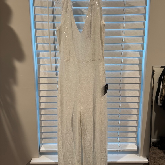 Lulu’s sequin jumpsuit - Picture 3 of 3